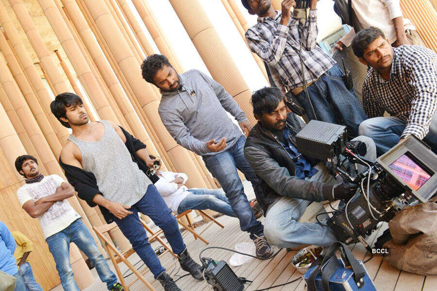 Bruce Lee 2: On the sets