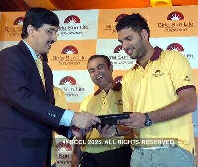 Virender Sehwag and Yuvraj Singh