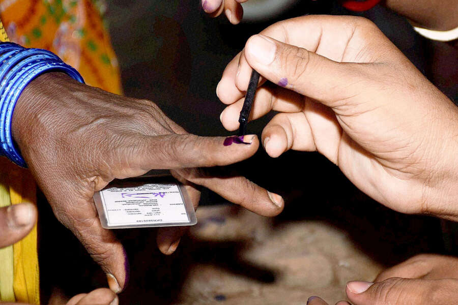 Modiji losing Bihar elections badly: Kejriwal