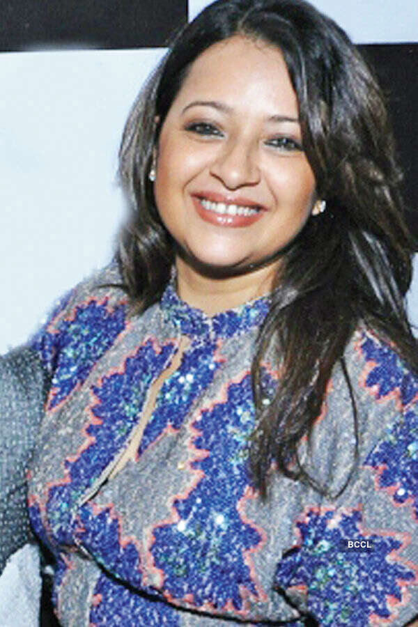 Fashionable b'day party