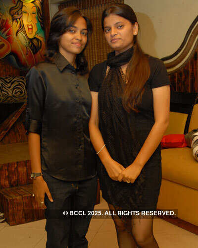 Samamtha D'souza, Naroize 