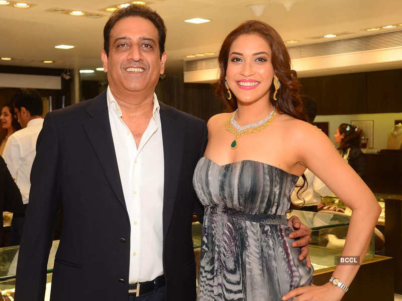 Celebs @ jewellery launch