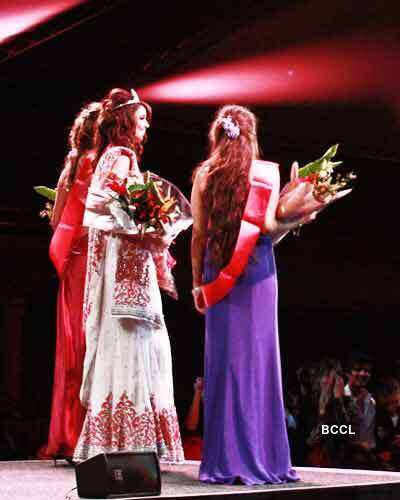 Reena Patel, Simran Chadha & Stacey Fox  