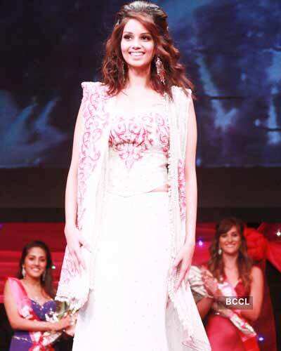 Hot Reena Patel Photos