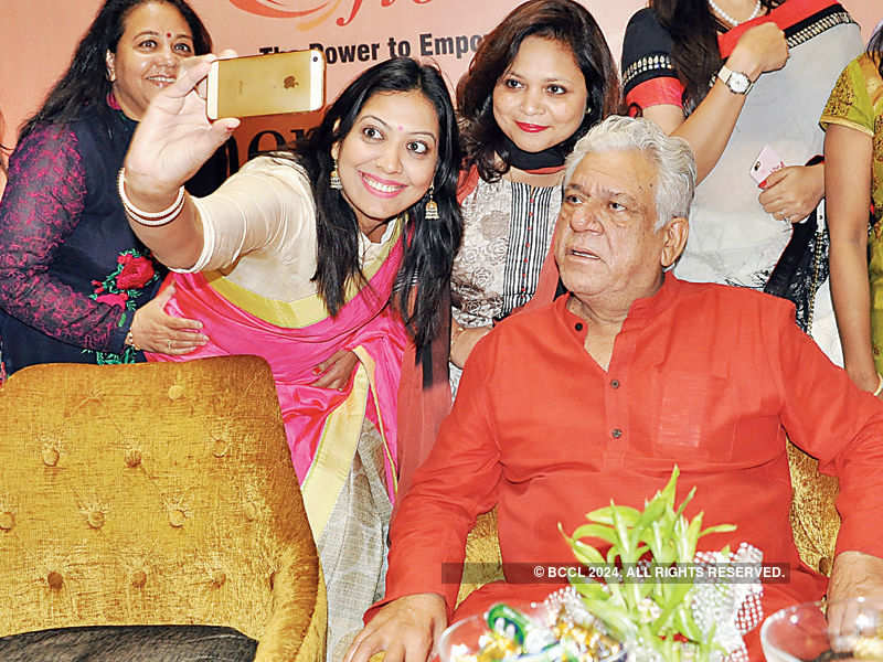 Om Puri @ FICCI FLO’s event