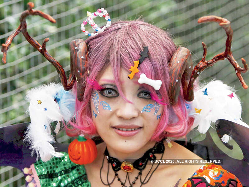 Kawasaki hosts Halloween parade