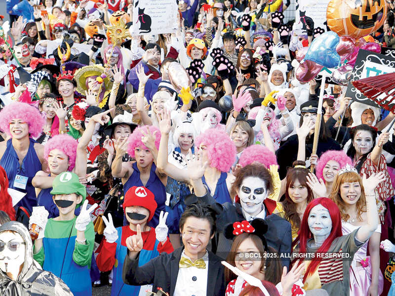 Kawasaki hosts Halloween parade