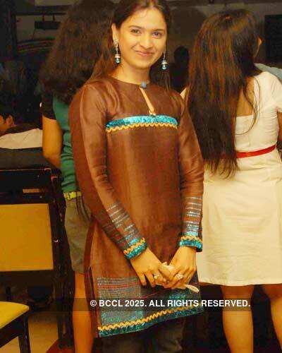 Raisoni college party