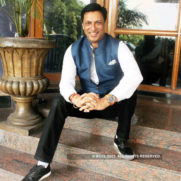 Celebs criticised for slammed Award Wapsi