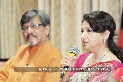 Amol Palekar, Sharmila Tagore