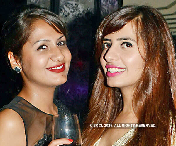 Fashionable b'day party