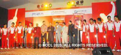 Yuvraj Singh, Ajay Jadeja, B.A Mohiuddin Bava Photos