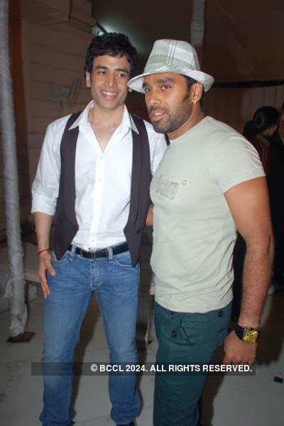 Tusshar Kapoor's party