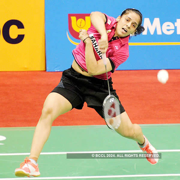 Saina sails into semifinals of China Open