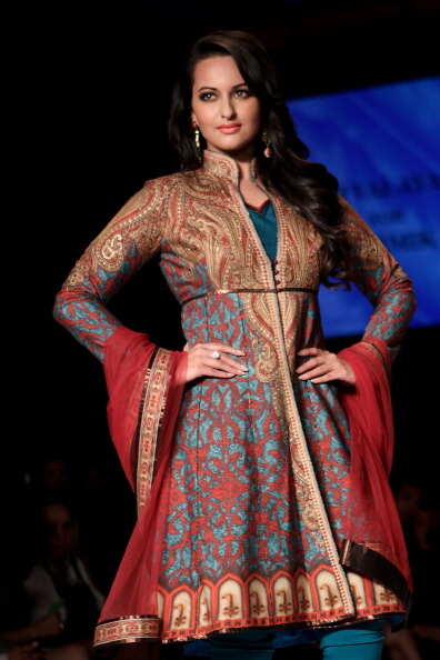 Sonakshi Sinha's Portfolio Pics