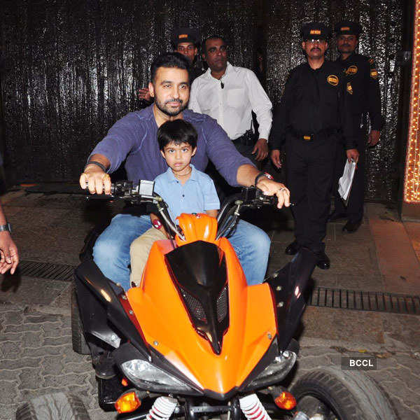 Aaradhya Bachchan's b'day party