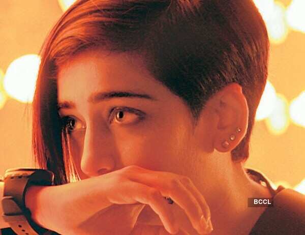 Akshara Haasan's portfolio pics