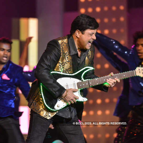 Ajeenkya DY Filmfare Awards (Marathi): Peppy Performances