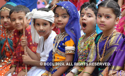 Kids during a fancy dress competition 'Mera Bharat Mahan' at Baljagat in  Nagpur - Photogallery