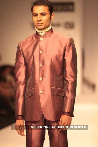 VHIMW '09: Ravi Bajaj Menswear