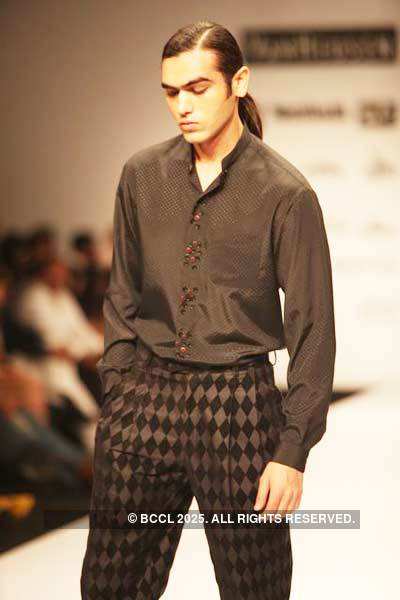 VHIMW '09: Ravi Bajaj Menswear