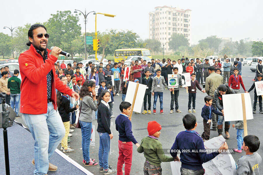 Bike rally to mark World AIDS Day