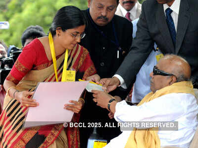 M Karunanidhi at an event