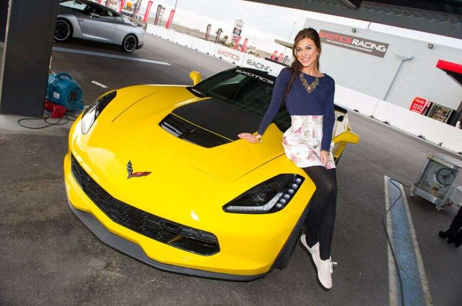 Hottest Exotic Races Miss Universe 2015: Exotic car race