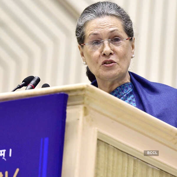 Sharad Pawar celebrates 75th b'day