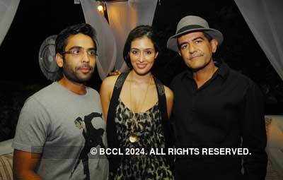 Nikhil, Shantanu's bash