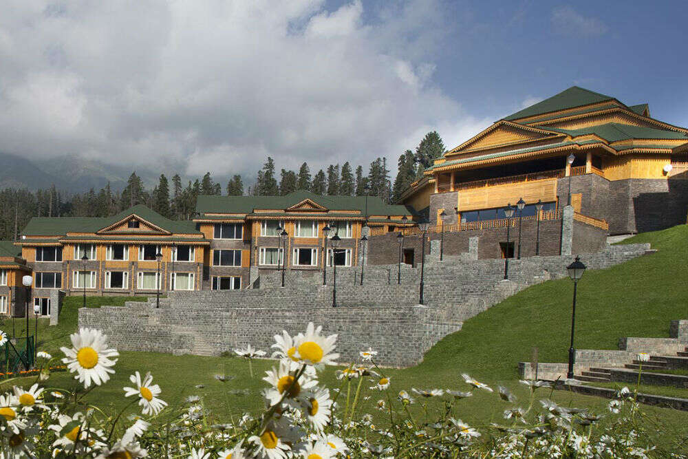 Best Hotels In Gulmarg Gulmarg Hotels Places To Stay In