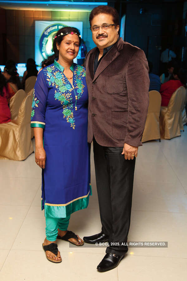 Snehaloka Karaoke Club&rsquo;s anniv. party