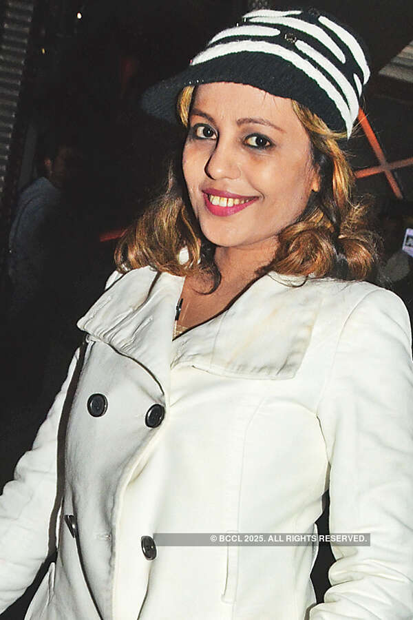 DJ Kery @ BUZZ Lounge