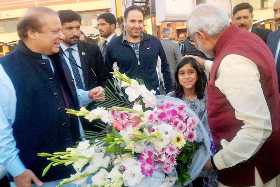 Narendra Modi visits Pakistan