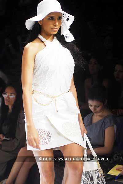 LFW '10: Mandira Wirk