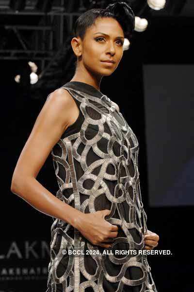 LFW '10: Rimzim Dadu - 1