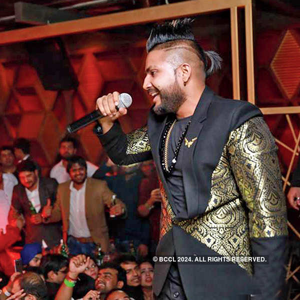 Sukhe @ New Year party