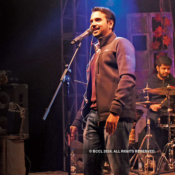 Namit Das’ ghazal performance