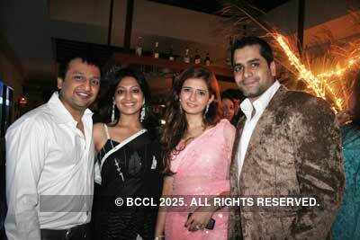 Ammul, Pooja Goel, Arya, Yogi