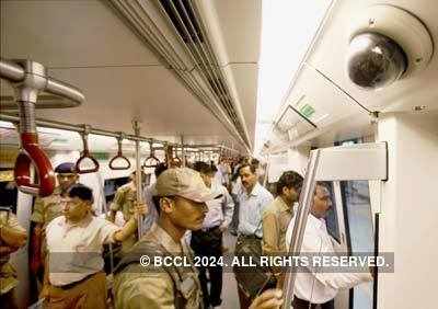 Delhi Metro inducts new broad gauge