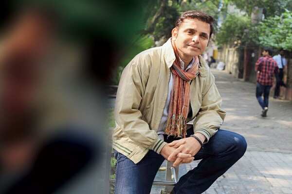 Harsh Chhaya turns singer