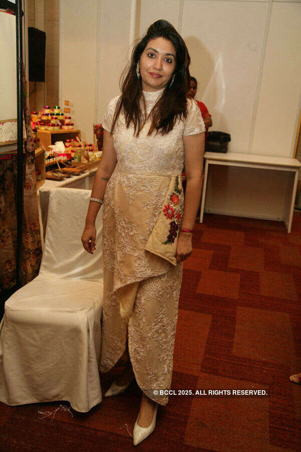 Vimonisha exhibition