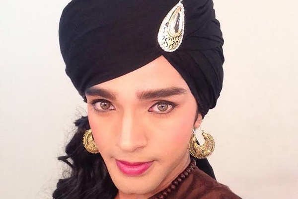 Sindbad Dons a sufi woman’s look