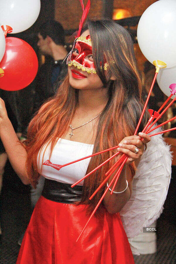 DJ Zaeden performs @ Privee