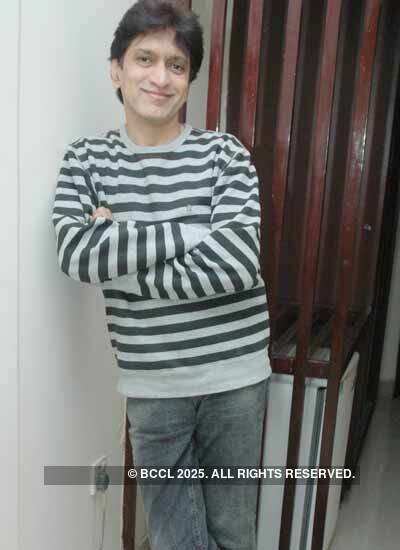 Marathi singer Milind Ingle