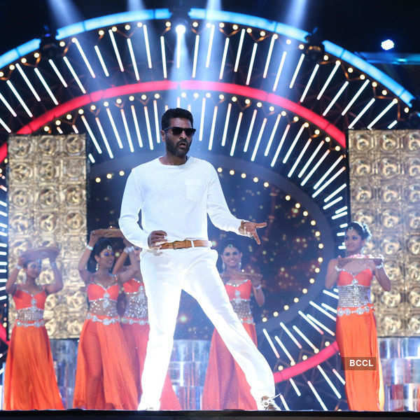 IIFA Utsavam 2016: Performances