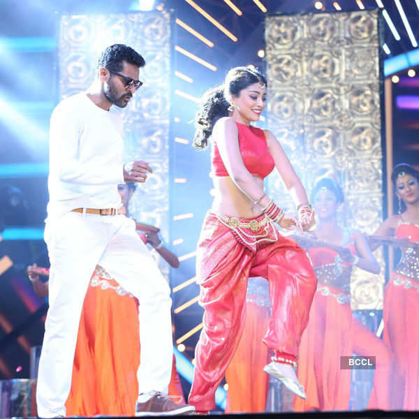 IIFA Utsavam 2016: Performances