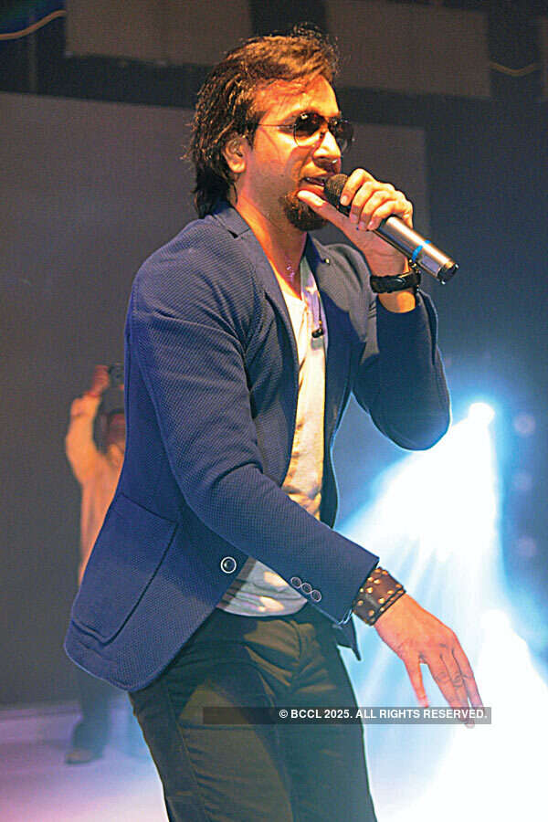 Mitesh & Shradha&rsquo;s  sangeet ceremony