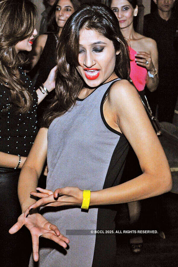 Suryaveer performs at Zai