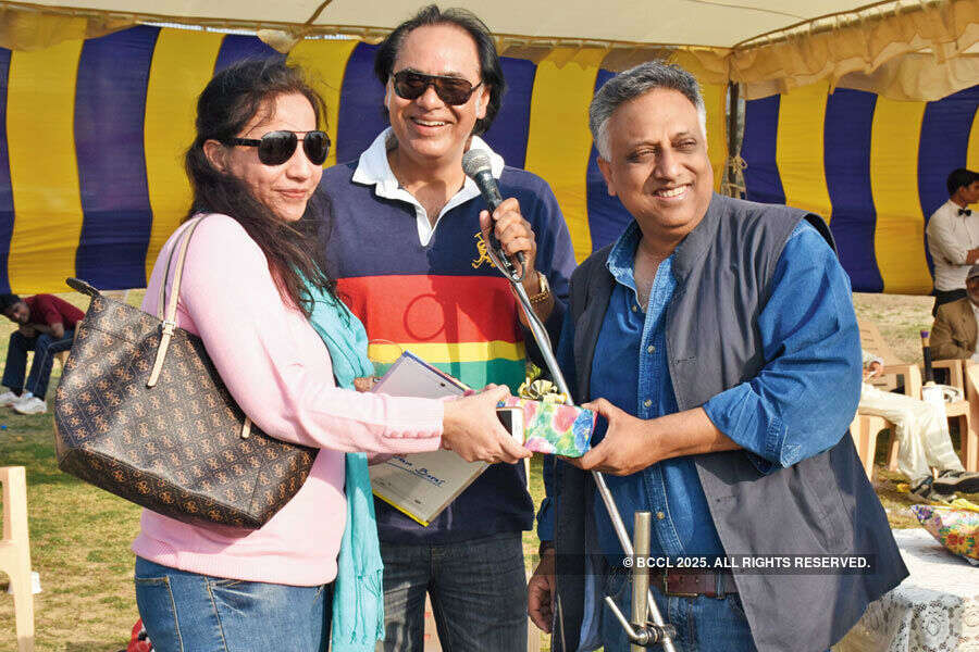 A Friendly cricket match